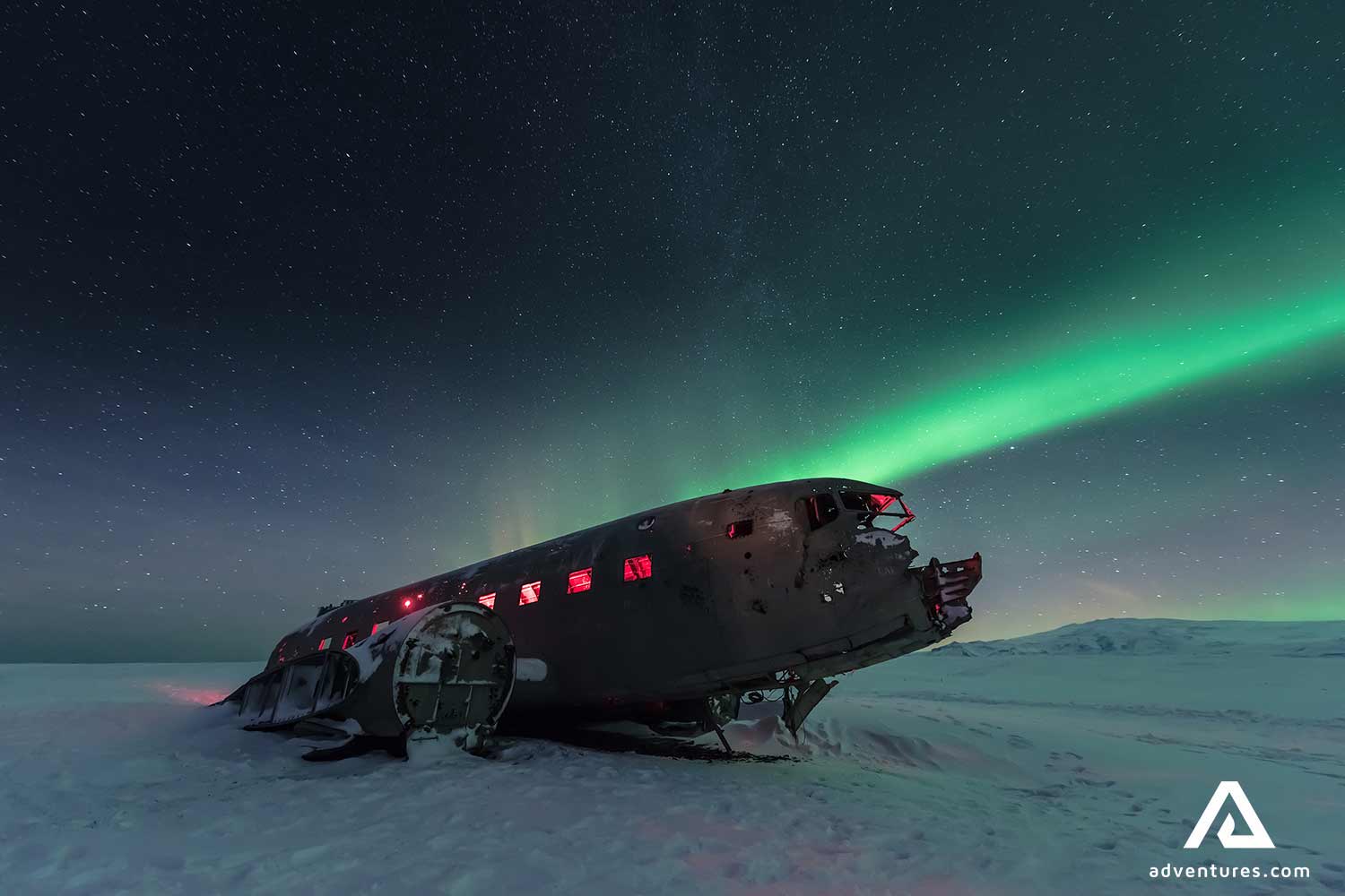 Northern Lights over Sólheimasandur plane wreck
