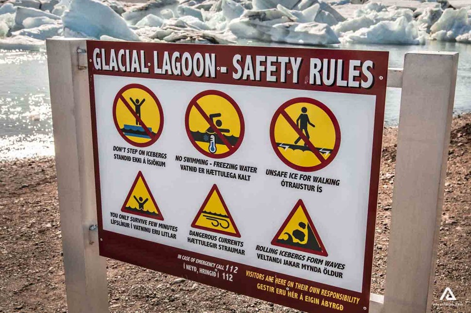 safety rules sign in Jokulsarlon glacier lagoon