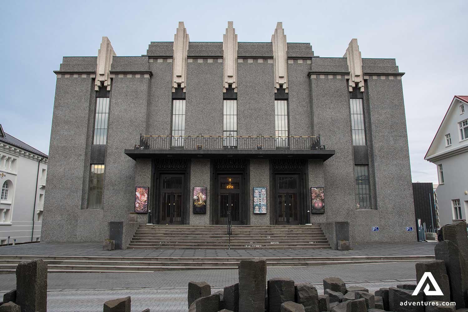 architecture of Iceland's National Theatre