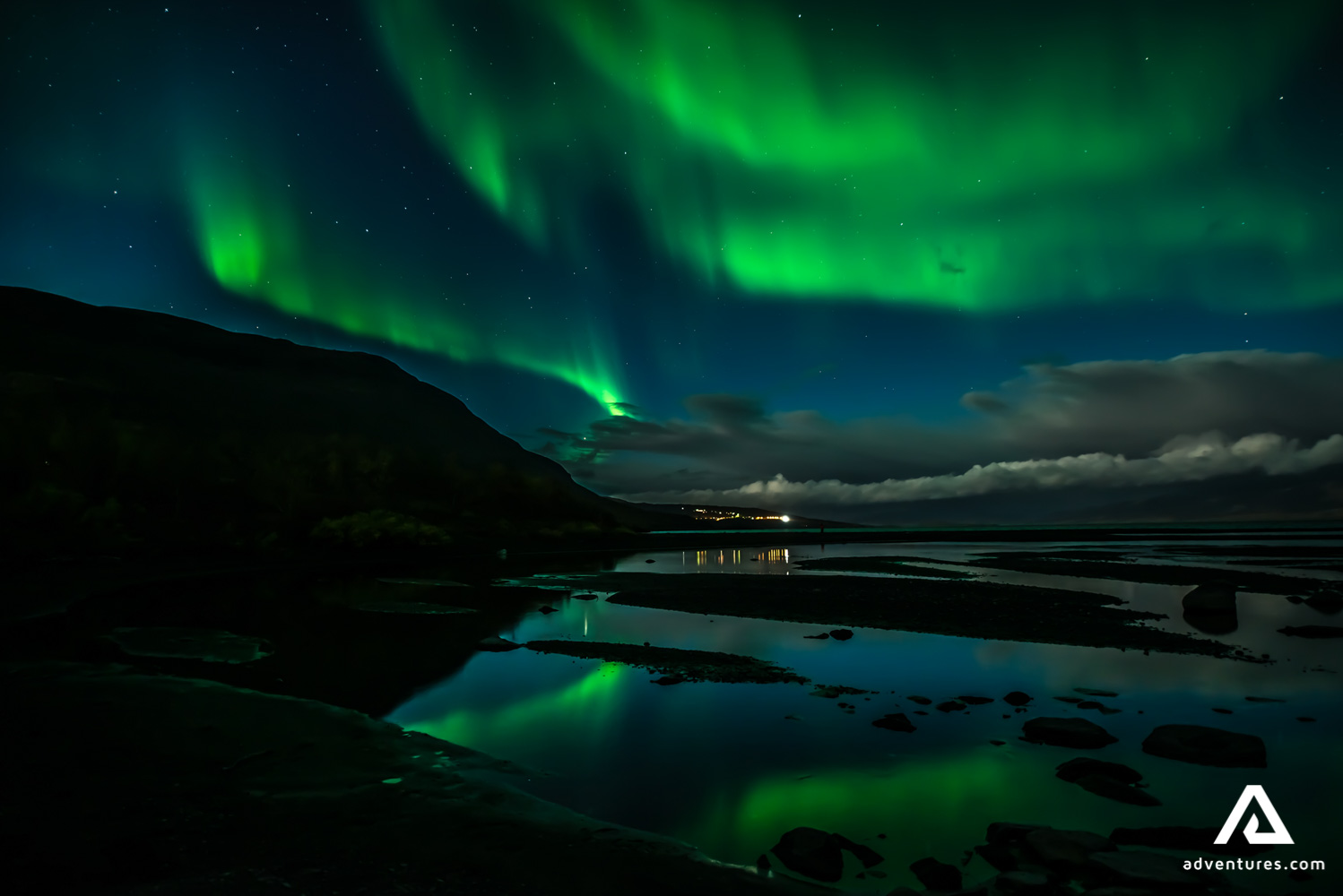 bright Northern lights in Abisko