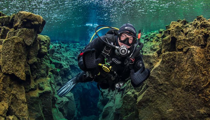 Scuba Diving Tour in the Silfra Fissure