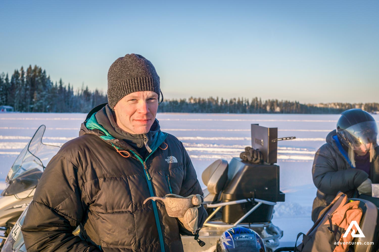 Guided snowmobiling tour in Lapland