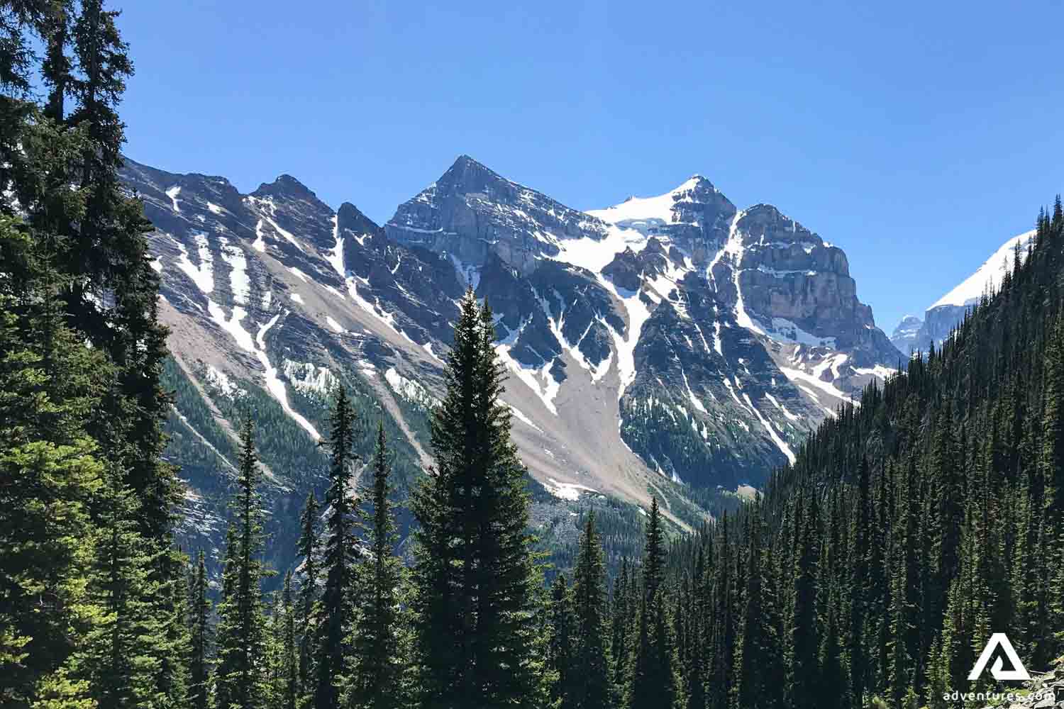 Mountain range in Jasper National Park