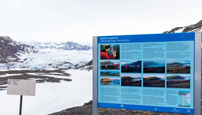 Signs of Solheimajokull Glacier History