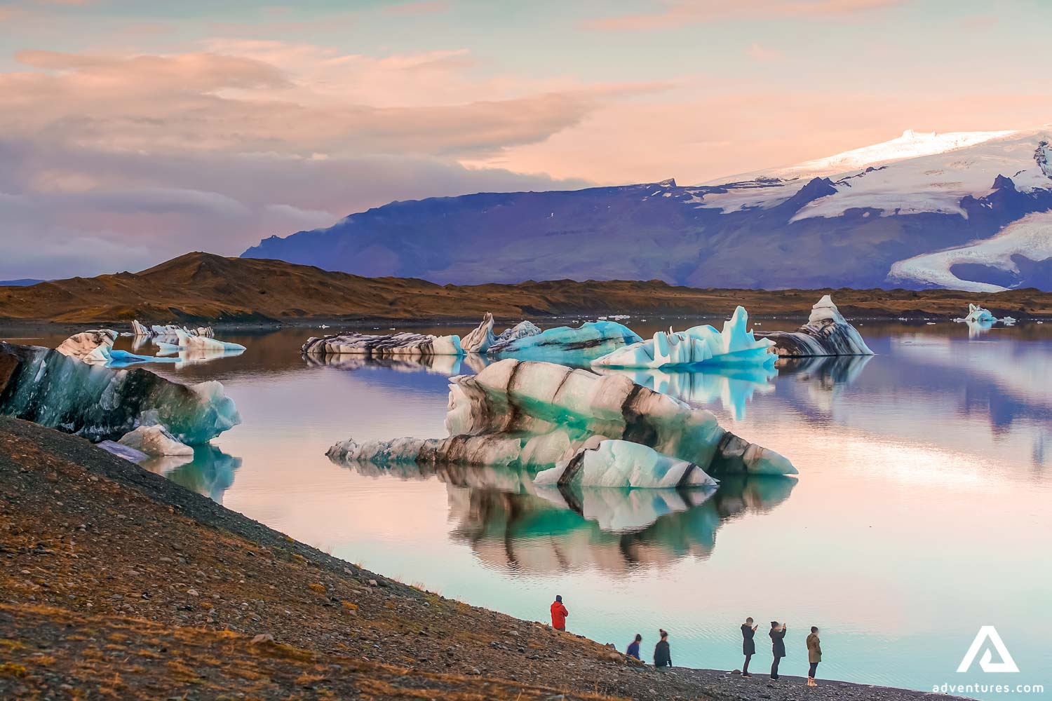 Panoramic view of Jokulsarlon Glacier Lagoon