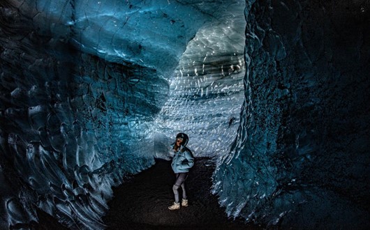 La grotte de glace sous le volcan