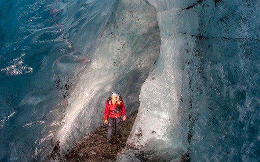 A l’intérieur du glacier – Excursion spéléologique