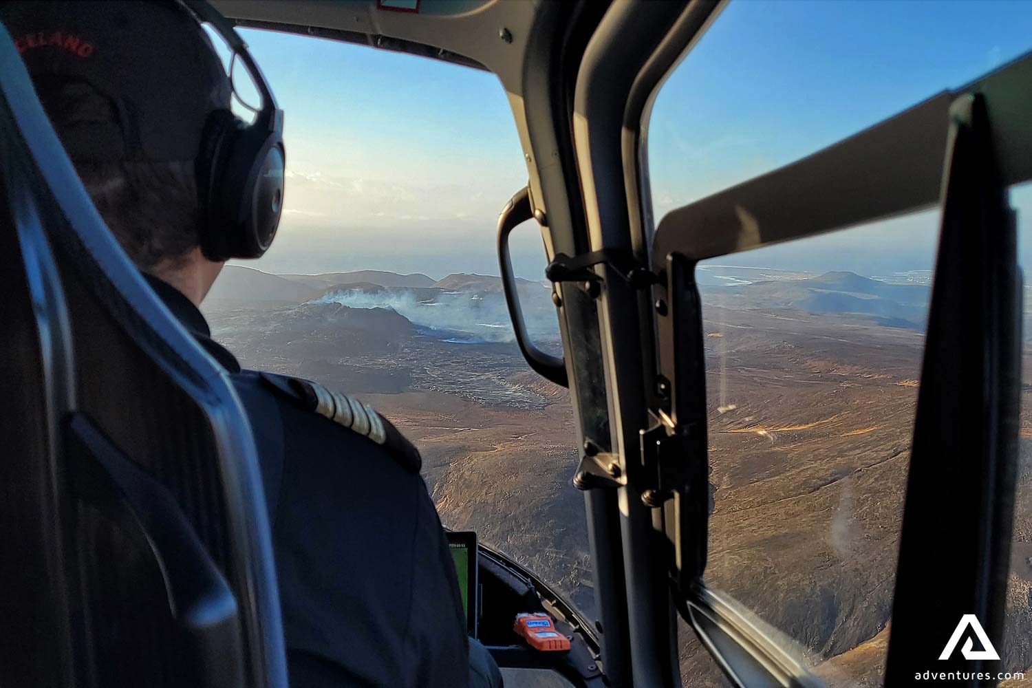 Helicopter Tour to Erupting Volcano Site