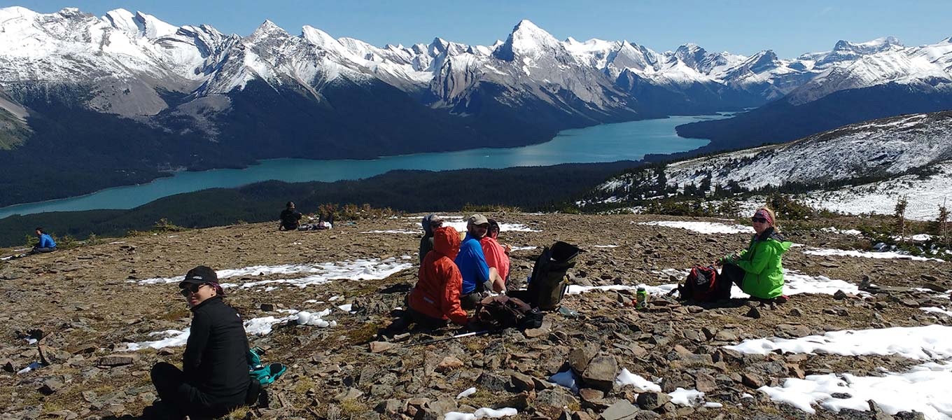 Banff, Yoho and Jasper National Park Hike from Hotels