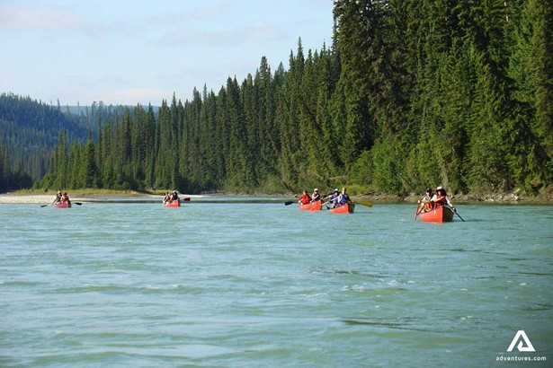 Canoeing Tour in Blue River at Alberta