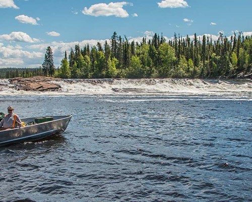 Lodge-based Great Slave Lake fishing, Northwest Territories