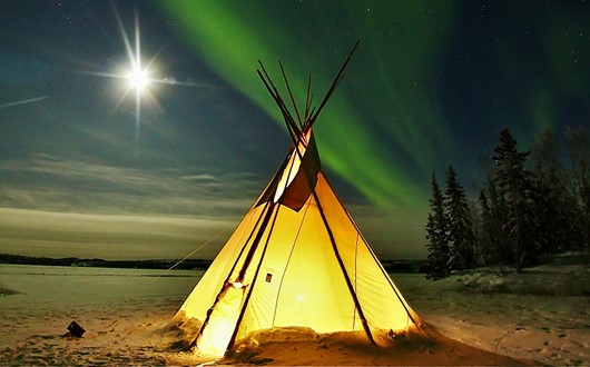 Northern Lights Viewing and Cultural Experience in Yellowknife