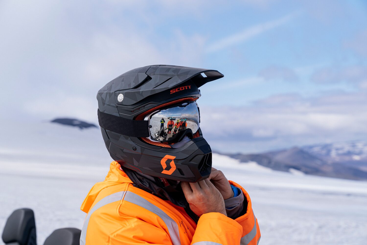 Snowmobiling for Beginners Ultimate Guide