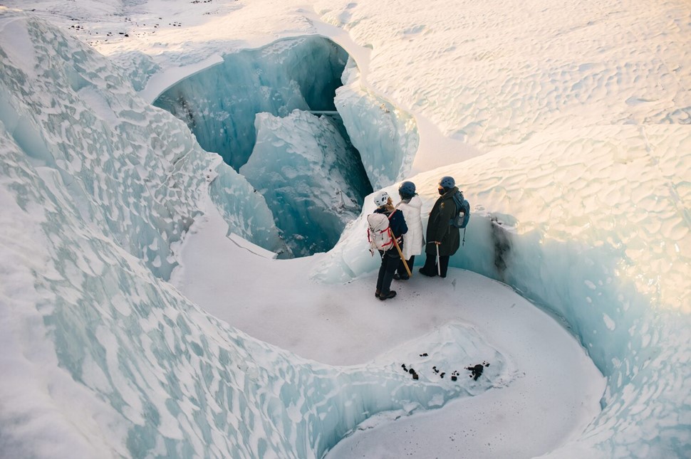 People exploring the glacier 