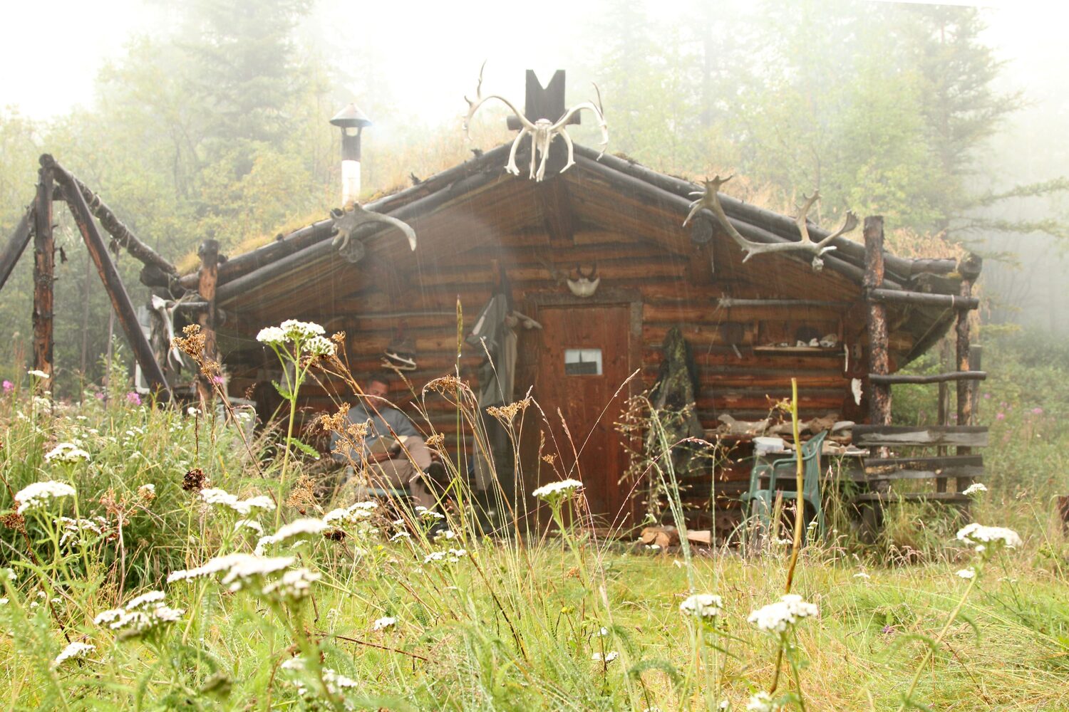 Wooden remove fishing lodge