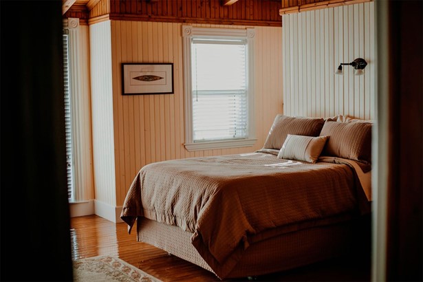 Cozy bedroom in Canadian lodge