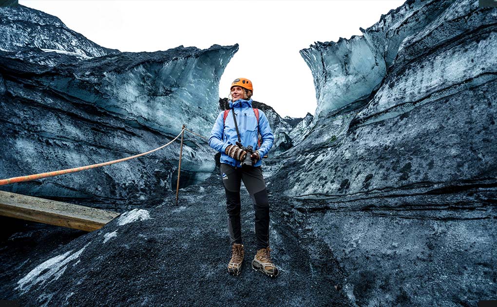 La grotte de glace sous le volcan
