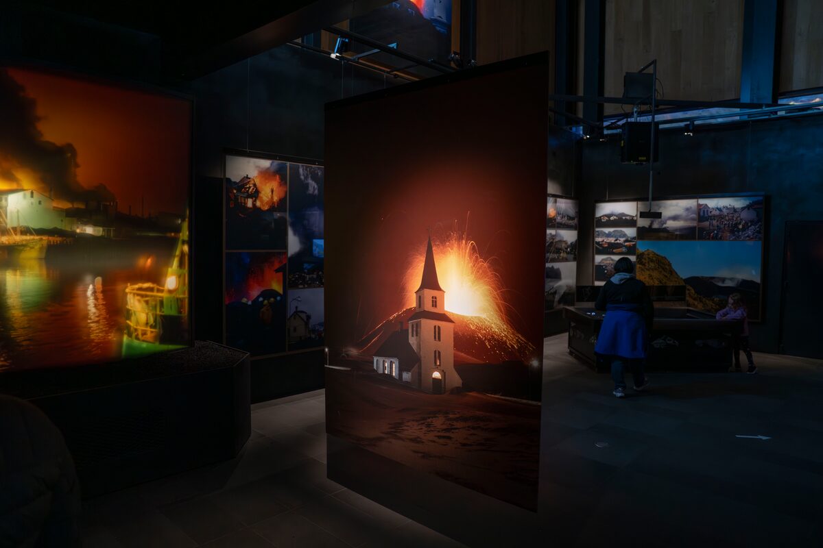 Photographies in Eldheimar museum