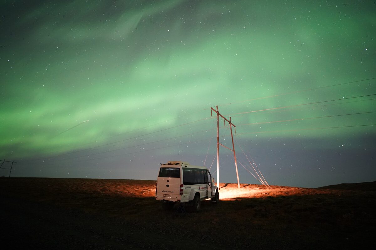 Aurora catching tour by minibus