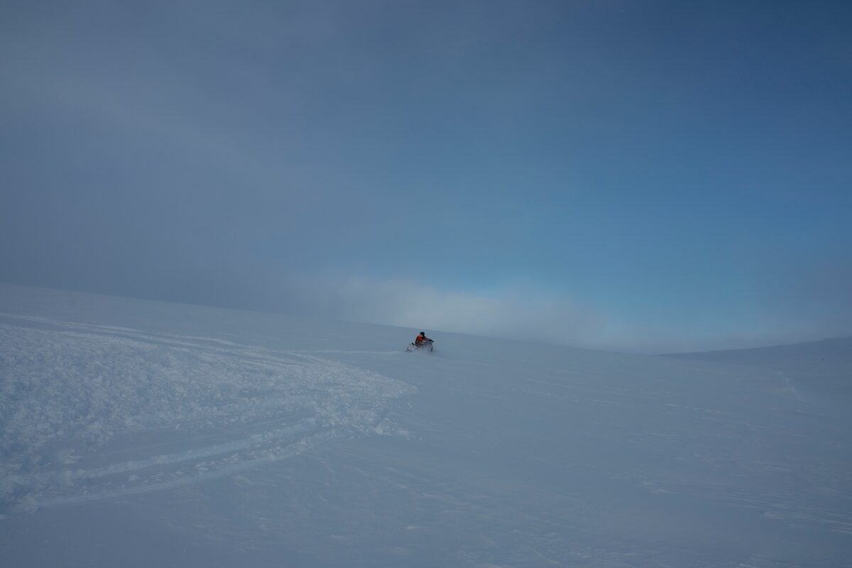 Snowmobiler Distance 