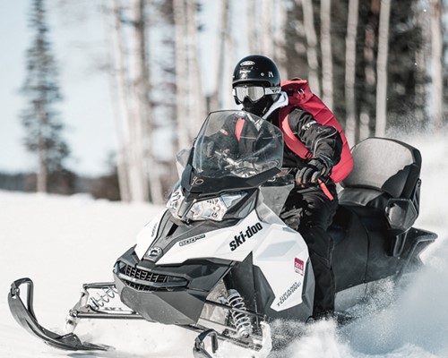 Snowmobiling day tours and multi day tours in the Laurentians near Montreal