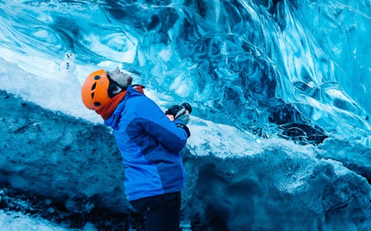 Glacier Ice Caves & Ice Tunnels