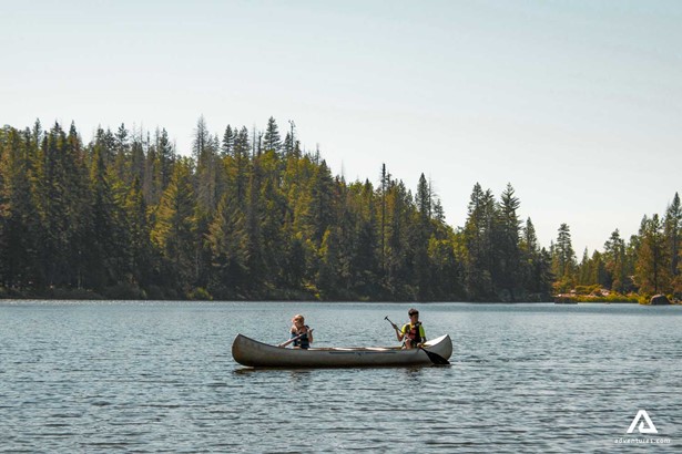Children canoeing in Canada