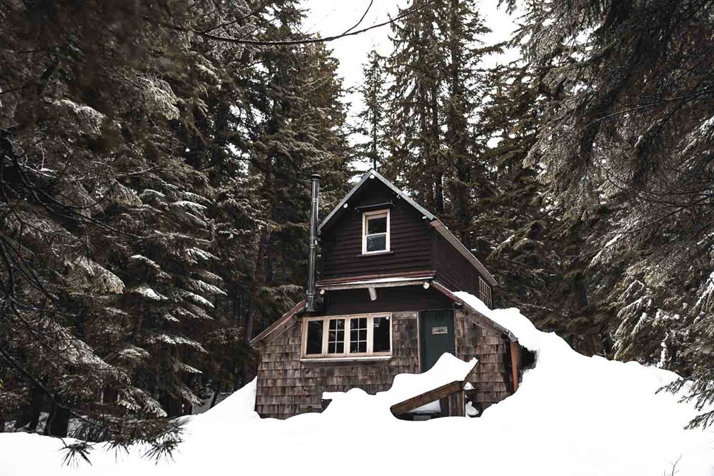 Snowy Wilderness Lodge in Canada