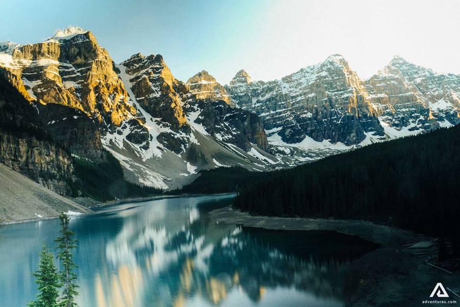 landscape view of canadian rockies