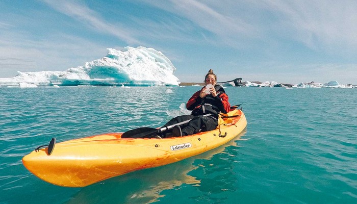Tasting iceberg when kayaking