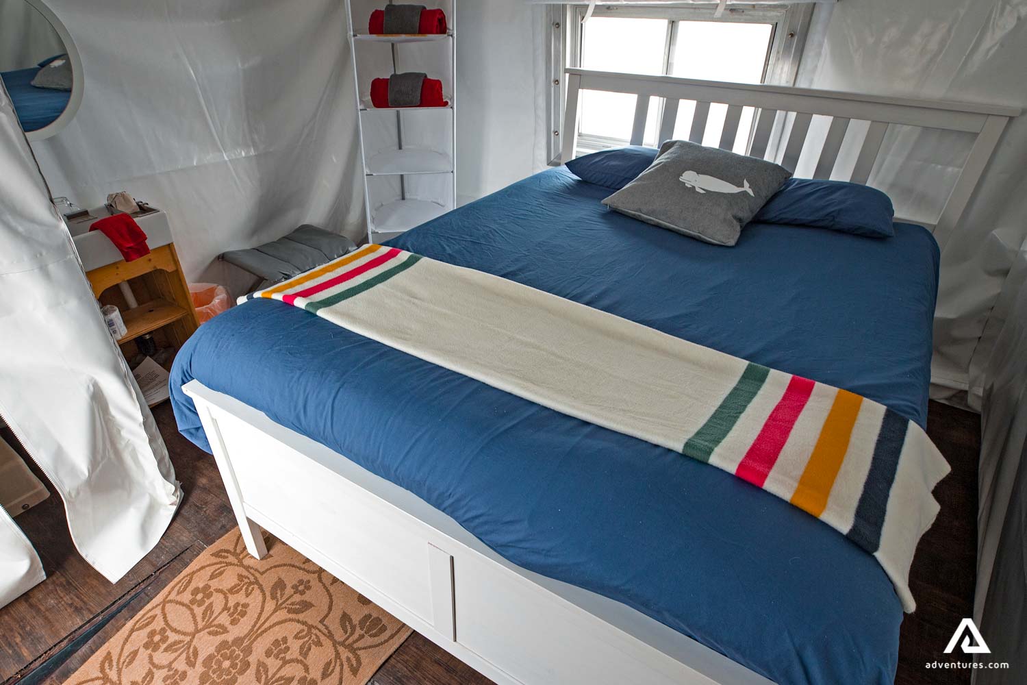 accommodation in somerset island 