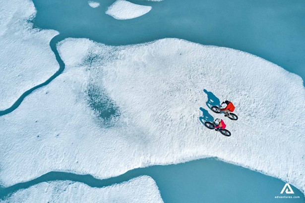 biking on icy surfaces in canada