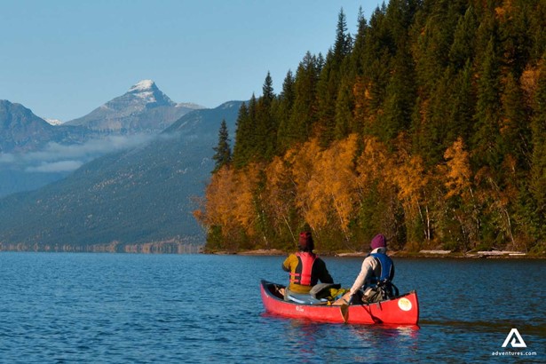 canoeing in wells gray park in autumn