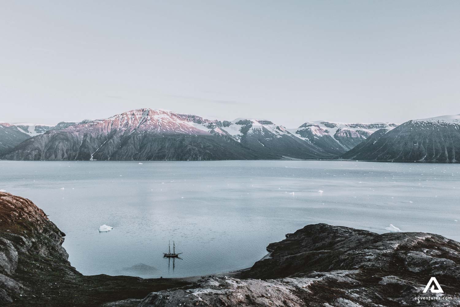 ship in the sea near nunavut canada