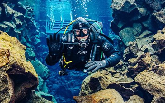 PADI Dry Suit Speciality-Kurs & Tauchen in der Silfra