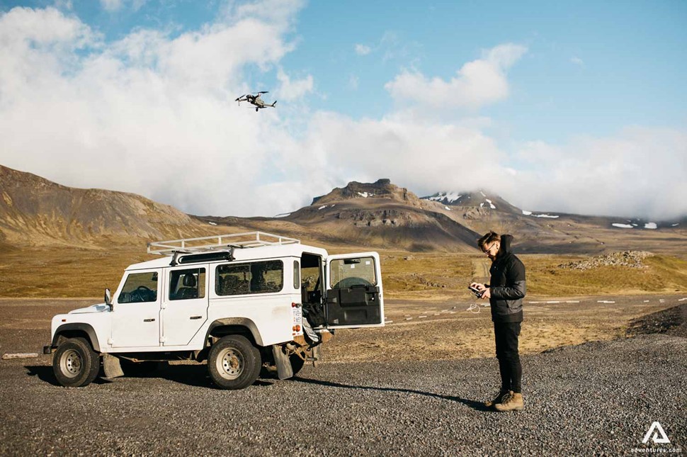 Photographer Drone Land Rover Discovery Iceland