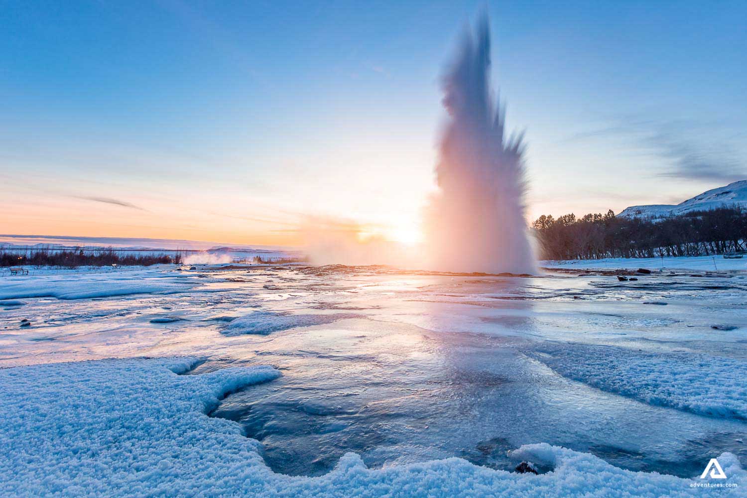 Winter Geysir In Golden Circle