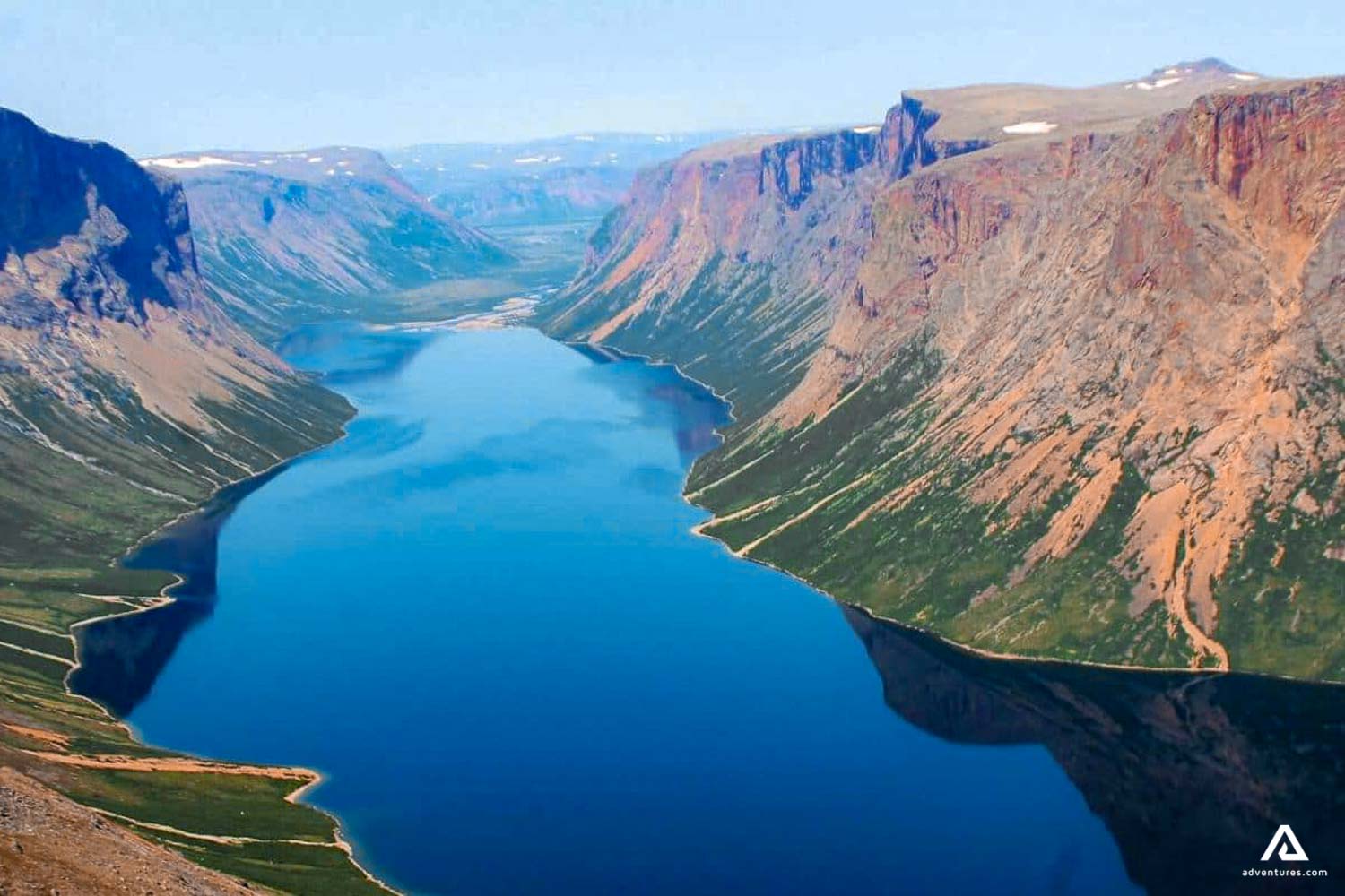 Guided Hiking Tour in Labrador Mountain I Adventures.com