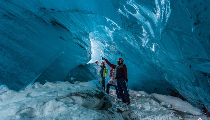Iceland Vatnajokull Glacier Ice Cave Tour With Blue Walls