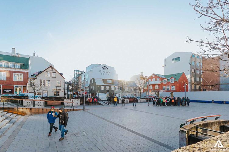 Ingolfur Square In Reykjavik Reykjavik Ingolfur Square In Iceland
