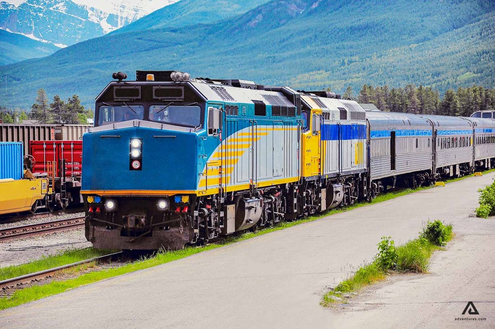 train in manitoba area in canada