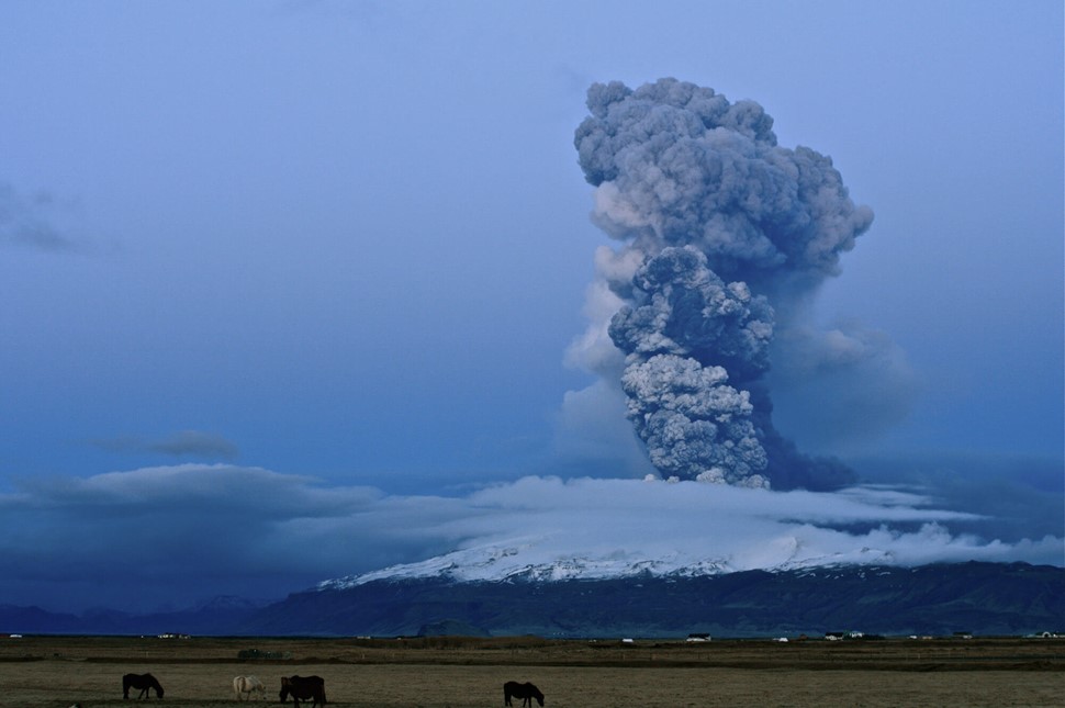 Eyjafjallajökull volcano eruption